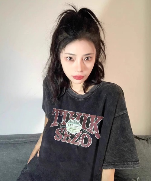 VIBGYOR（ヴィブジョー）の「[NARULA/ナルラ]ヴィンテージ加工 ピグメント プリント Tシャツ(CZ)（Tシャツ/カットソー・レディース・ブラック系/ブラック系1/ブラック系2/ブラック系3/ブラック系4・FREE）」の22枚目の写真