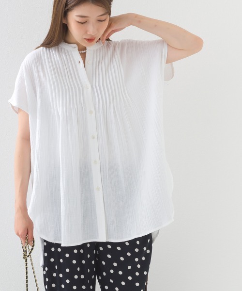 OMNES（オムネス）の「ダブルガーゼピンタックフレンチスリーブシャツ（シャツ/ブラウス・レディース・ネイビー系/ホワイト/ブラック/ライム・FREE）」の5枚目の写真