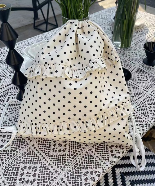 MEMECLE（メメクル）の「【 MEMECLE / メメクル 】ドットフリルナップサック（バックパック/リュック・レディース・ホワイト/ライトブルー/ブラック・FREE）」の2枚目の写真