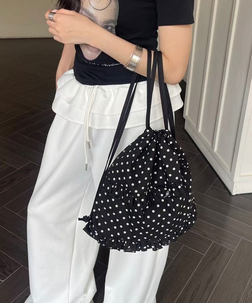 MEMECLE（メメクル）の「【 MEMECLE / メメクル 】ドットフリルナップサック（バックパック/リュック・レディース・ホワイト/ライトブルー/ブラック・FREE）」の7枚目の写真