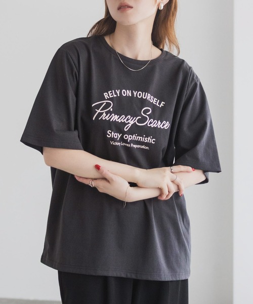 Mac-House(マックハウス)の「T-GRAPHICS メッセージ刺繍Tシャツ(Tシャツ/カットソー・レディース・ミント/チャコールグレー/グレイッシュベージュ・L/M)」の9枚目の写真