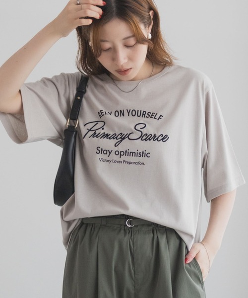 Mac-House(マックハウス)の「T-GRAPHICS メッセージ刺繍Tシャツ(Tシャツ/カットソー・レディース・ミント/チャコールグレー/グレイッシュベージュ・L/M)」の13枚目の写真