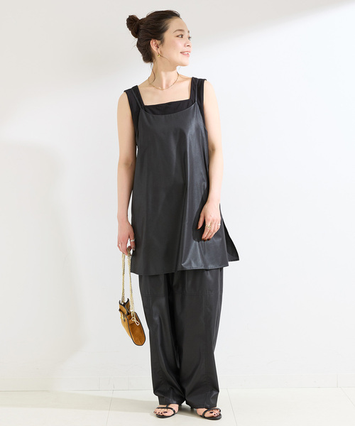 Simplicite（サンプリシテ）の「《2点セット》手洗い可 / チンツ加工ロングキャミソール / パンツセット（つなぎ/オールインワン・レディース・ブラック/ベージュ・FREE）」の3枚目の写真