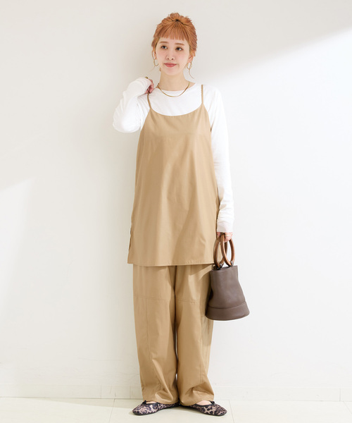 Simplicite（サンプリシテ）の「《2点セット》手洗い可 / チンツ加工ロングキャミソール / パンツセット（つなぎ/オールインワン・レディース・ブラック/ベージュ・FREE）」の7枚目の写真