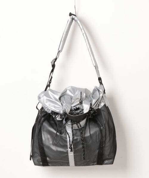 Dickies（ディッキーズ）の「【Dickies】DK SL 3WAY MP DS SACK / ディッキーズ シンセティックレザー スリーウェイ ナップザック（ショルダーバッグ・メンズ・ブラック/シルバー/アイボリー・FREE）」の5枚目の写真