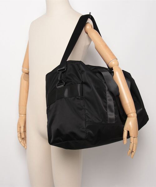 MBトラベルバッグブラック TRAVEL BAG/トラベルバッグ（ボストンバッグ）｜Onitsuka Tiger