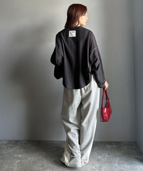 Java(ジャバ)の「《JaVaジャバコラボ》ゆるっと大人カジュアル。綿100%ドルマンスリーブカットロンTEE(長袖)(Tシャツ/カットソー・レディース・オフホワイト/ピンク/グレイッシュベージュ/ブラック/オートミール・MEDIUM/X-LARGE/LARGE/SMALL)」の12枚目の写真