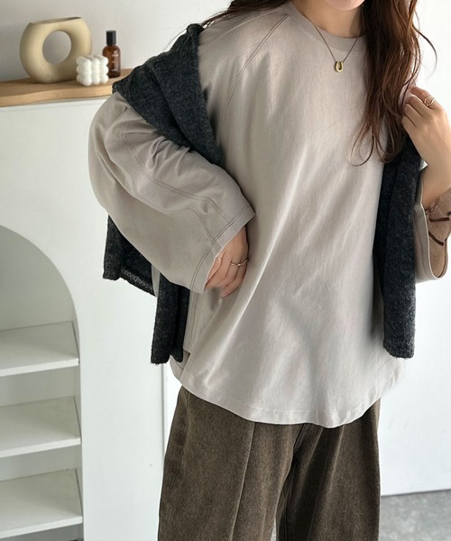 Java(ジャバ)の「《JaVaジャバコラボ》ゆるっと大人カジュアル。綿100%ドルマンスリーブカットロンTEE(長袖)(Tシャツ/カットソー・レディース・オフホワイト/ピンク/グレイッシュベージュ/ブラック/オートミール・MEDIUM/X-LARGE/LARGE/SMALL)」の19枚目の写真