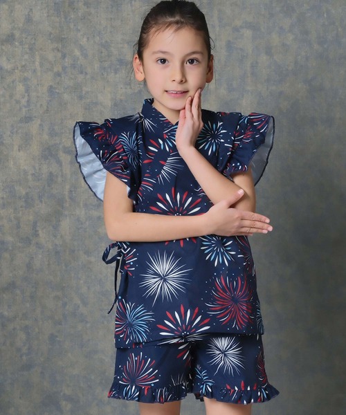 SHISKY（シスキー）の「ICE FABRIC 接触冷感　綿タッチ　フリル甚平　ジンベイ（浴衣・キッズ・ネイビー/ブルー系その他/パープル系その他/グレー系その他/ホワイト系その他/パープル系その他2・110/120/130/140/150/160）」の4枚目の写真