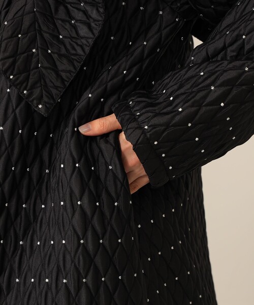 CAROLINA GLASER(カロリナ グレイサー)の「ラメドット フリルコート(その他アウター・レディース・ブラック/シルバー・ONE SIZE)」の11枚目の写真