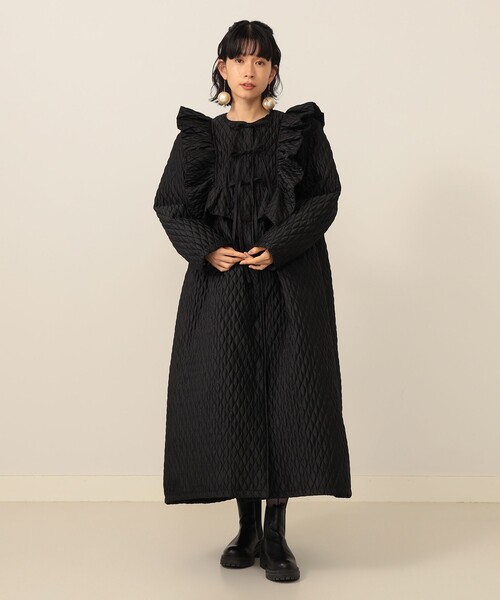 カロリナグレイサー　キルティングフリルコート　ブラック 楽天市場】Aya × CAROLINA GLASER / キルトコート CAROLINA GLASER