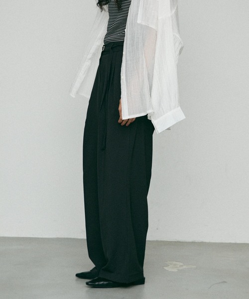 1 美品 23ss marka BELTED PANTS スラックス パンツ 1 美品 23ss marka BELTED PANTS スラックス パンツ city