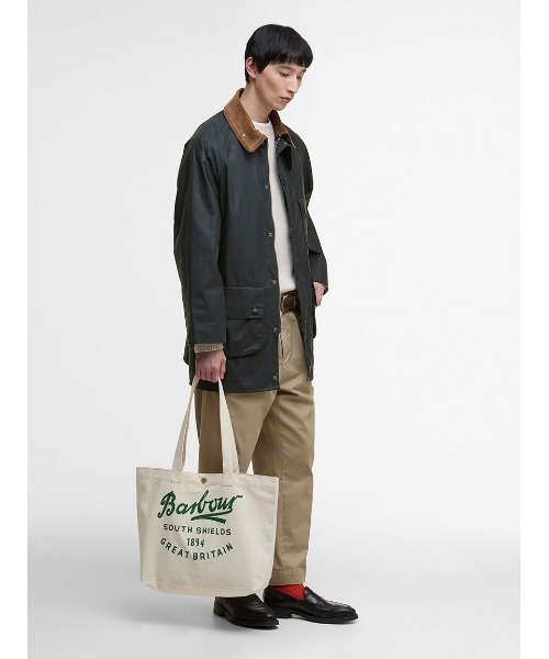 Barbour(バブアー)の「Scriptロゴトートバッグ(トートバッグ・メンズ・ベージュ・ONE SIZE)」の2枚目の写真