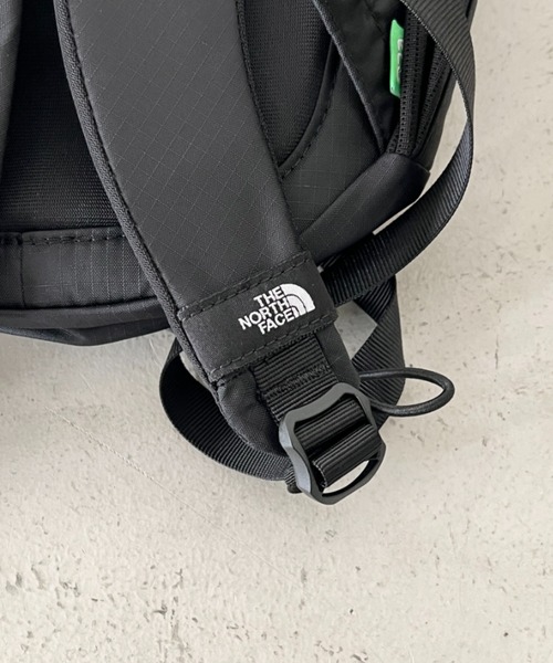 THE NORTH FACE（ザノースフェイス）の「国内未発売 THE NORTH FACE(ザ・ノースフェイス)/軽量 10L ミニ バックパック リュック/BOREALIS MINI BACKPACK（バックパック/リュック・レディース・ブラック/ホワイト/クリーム・FREE）」の16枚目の写真