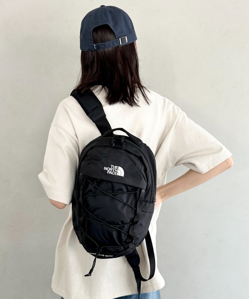 THE NORTH FACE（ザノースフェイス）の「国内未発売 THE NORTH FACE(ザ・ノースフェイス)/軽量 10L ミニ バックパック リュック/BOREALIS MINI BACKPACK（バックパック/リュック・レディース・ブラック/ホワイト/クリーム・FREE）」の4枚目の写真