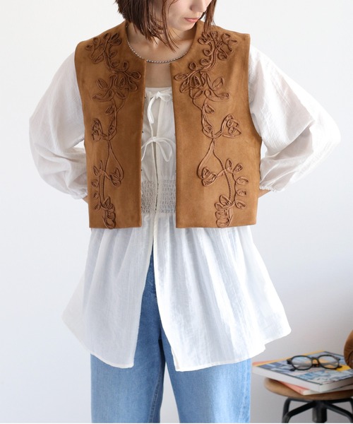 cepo(セポ)の「フェイクスウェード刺繍ベスト(ベスト・レディース・ブラウン/チャコール・M)」の18枚目の写真