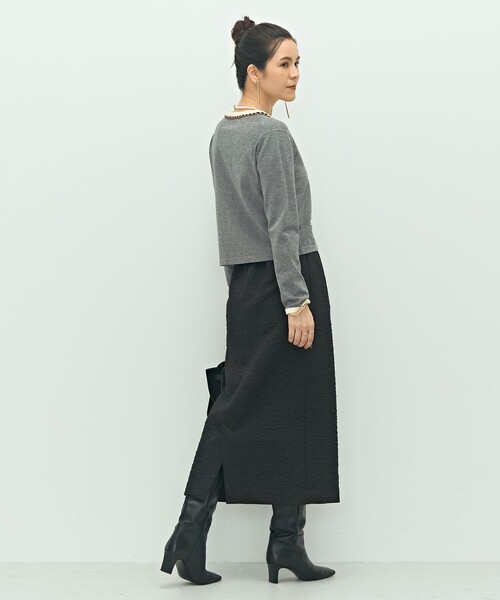 NOLLEY’S（ノーリーズ）の「チェーンブレードVネックカーディガン（カーディガン/ボレロ・レディース・ブラック/グレー・38）」の10枚目の写真