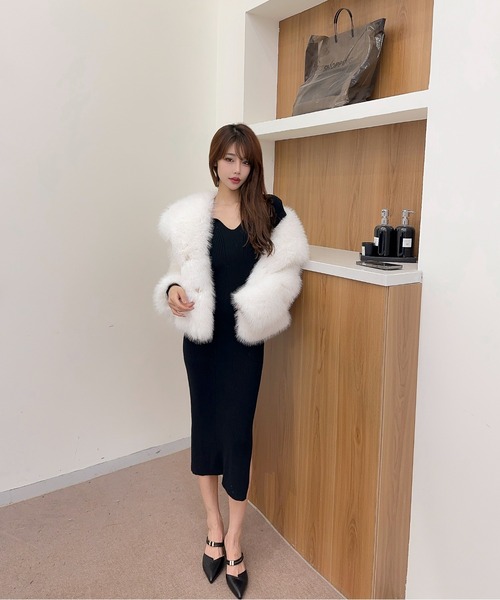 Jasmine Grandiflorum(ジャスミングランディフローラム)の「【Jasmine】ビックカラーエコファーコート (AW)(その他アウター・レディース・ブラック/オフホワイト/ダークグレー/ベージュ・FREE)」の8枚目の写真
