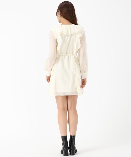 MISCH MASCH(ミッシュマッシュ)の「フリルミニワンピース(ワンピース・レディース・ブラック/アイボリー・フリ-)」の11枚目の写真