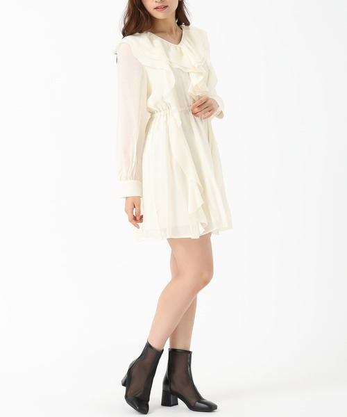 MISCH MASCH(ミッシュマッシュ)の「フリルミニワンピース(ワンピース・レディース・ブラック/アイボリー・フリ-)」の5枚目の写真