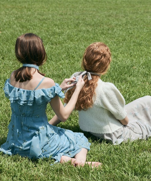 EIMY ISTOIRE(エイミーイストワール)の「パフスリーブニットカーディガン(ニット/セーター・レディース・オフホワイト/グレー・F)」の7枚目の写真