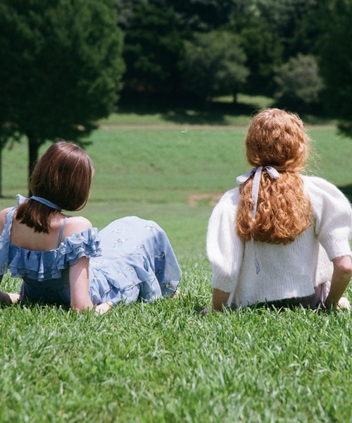 EIMY ISTOIRE(エイミーイストワール)の「パフスリーブニットカーディガン(ニット/セーター・レディース・オフホワイト/グレー・F)」の5枚目の写真