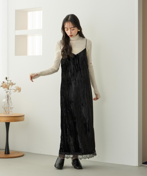 hinari（ヒナリ）の「ベロアレースキャミワンピ（ワンピース・レディース・ブラウン/ブラック・SMALL/X-SMALL/FREE）」の15枚目の写真