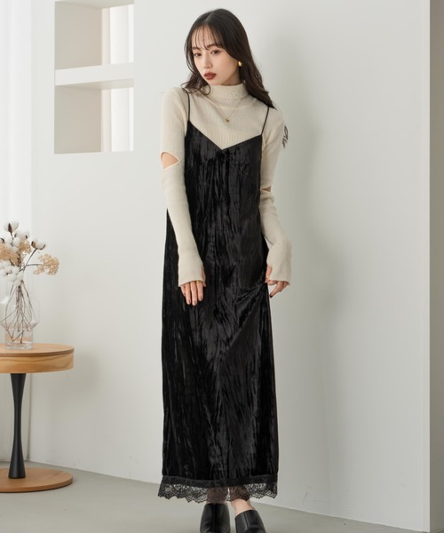 hinari（ヒナリ）の「ベロアレースキャミワンピ（ワンピース・レディース・ブラウン/ブラック・SMALL/X-SMALL/FREE）」の3枚目の写真