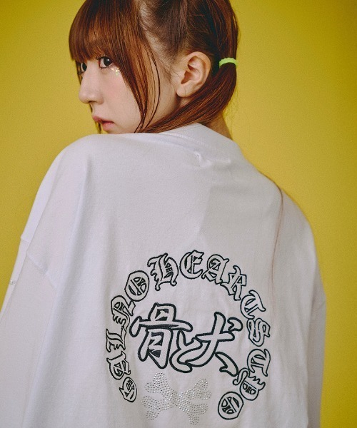 GALFY(ガルフィー)の「A'GEM/9 × .kom 『GALFY/ガルフィー』 ピカピカ骨骨 ロンTee(Tシャツ/カットソー・メンズ・ブラック/ホワイト・L)」の3枚目の写真