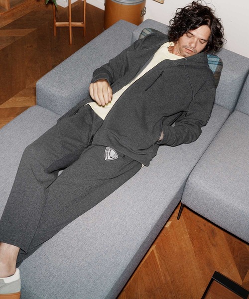 No Rain No Rainbow(ノーレインノーレインボー)の「mpa3923-back fleece hoody バックフリースパーカー(NR25W-13)(パーカー・メンズ・ブラック/トップグレー/チャコール・S/M/L/XL)」の6枚目の写真