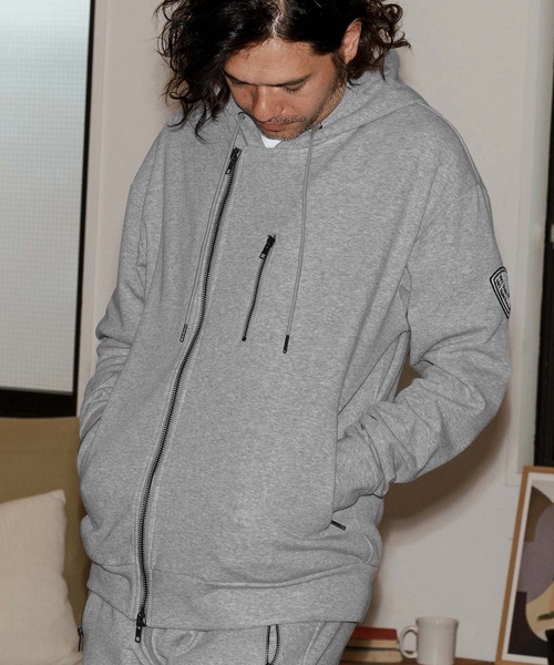 No Rain No Rainbow(ノーレインノーレインボー)の「mpa3923-back fleece hoody バックフリースパーカー(NR25W-13)(パーカー・メンズ・ブラック/トップグレー/チャコール・S/M/L/XL)」の8枚目の写真