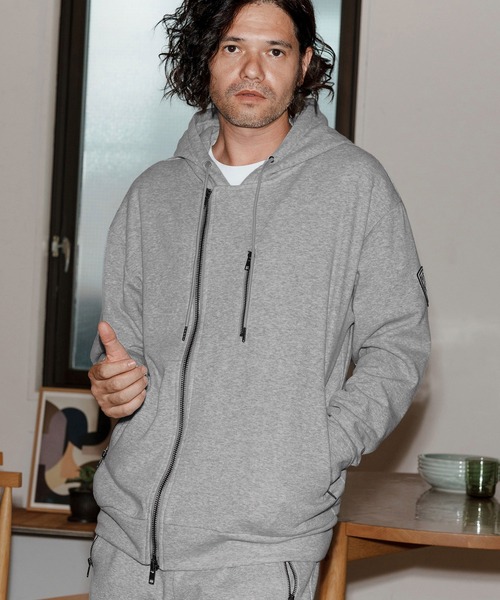 No Rain No Rainbow(ノーレインノーレインボー)の「mpa3923-back fleece hoody バックフリースパーカー(NR25W-13)(パーカー・メンズ・ブラック/トップグレー/チャコール・S/M/L/XL)」の9枚目の写真