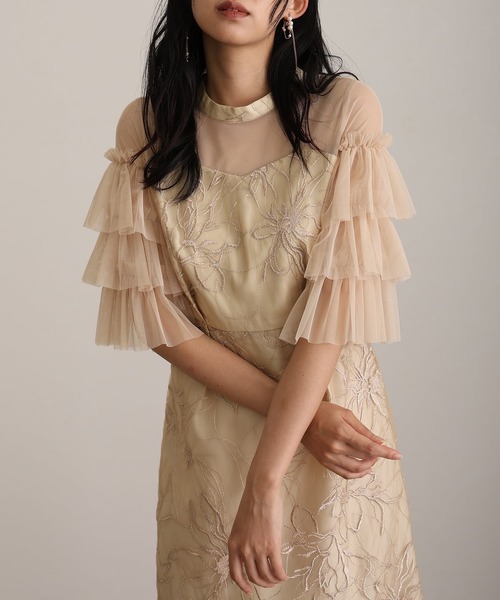 atlo(アトロ)の「七分袖&ミモレ丈 同窓会 成人式 ティアード スリーブフラワー 刺繍Iライン フリル チュール お呼ばれ 結婚式 二次会 フォーマル オケージョンドレス パーティー ドレス 謝恩会 20代 30代(ドレス・レディース・ベージュ/ブラック/イエロー/チャコールグレー・S/L/M)」の12枚目の写真