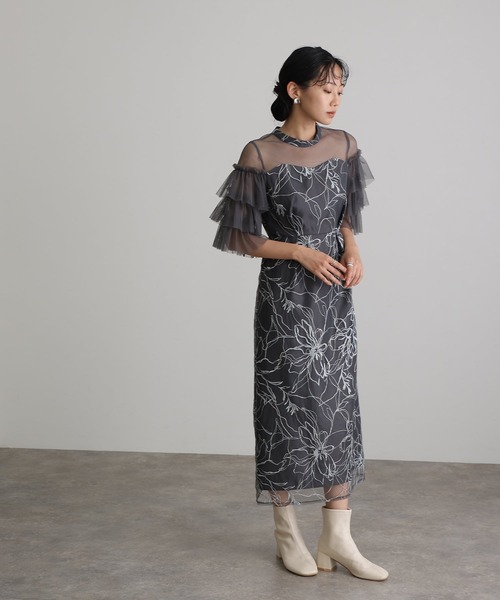 atlo(アトロ)の「七分袖&ミモレ丈 同窓会 成人式 ティアード スリーブフラワー 刺繍Iライン フリル チュール お呼ばれ 結婚式 二次会 フォーマル オケージョンドレス パーティー ドレス 謝恩会 20代 30代(ドレス・レディース・ベージュ/ブラック/イエロー/チャコールグレー・S/L/M)」の16枚目の写真