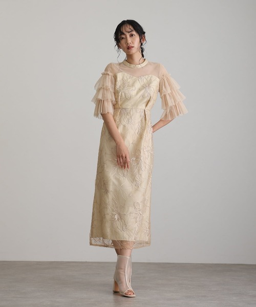 atlo(アトロ)の「七分袖&ミモレ丈 同窓会 成人式 ティアード スリーブフラワー 刺繍Iライン フリル チュール お呼ばれ 結婚式 二次会 フォーマル オケージョンドレス パーティー ドレス 謝恩会 20代 30代(ドレス・レディース・ベージュ/ブラック/イエロー/チャコールグレー・S/L/M)」の20枚目の写真