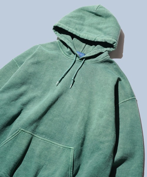 TOWNCRAFT(タウンクラフト)の「TOWNCRAFT / タウンクラフト 90S PIGMENT PULL HOODIE ヴィンテージ加工 ピグメントダイ プルオーバーパーカー(パーカー・メンズ・グレー/パープル/ブラック/ブルーグレー/ライトブルー/オリーブ/ターコイズブルー/ライトグリーン/ピンク/ネイビー・MEDIUM/LARGE/X-LARGE/XX-LARGE)」の4枚目の写真