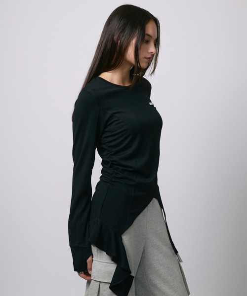 led.tokyo（レッドトウキョウ）の「【led.tokyo】ASYMMETRY FRILL TOPS/アシンメトリーフリルトップス（Tシャツ/カットソー・レディース・チャコールグレー/ブラック/ベージュ・FREE）」の6枚目の写真