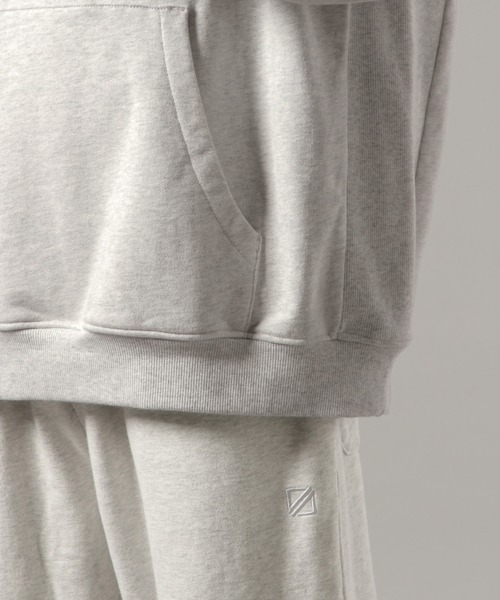 SIGNAL SPORTS(シグナルスポーツ)の「【SIGNAL SPORTS】heavy weight sweat hoodie/13oz ヘビーウェイトスウェットパーカー(パーカー・メンズ・その他4/ネイビー/ブラック・MEDIUM/LARGE)」の18枚目の写真