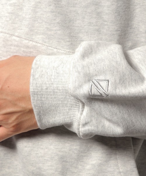 SIGNAL SPORTS(シグナルスポーツ)の「【SIGNAL SPORTS】heavy weight sweat hoodie/13oz ヘビーウェイトスウェットパーカー(パーカー・メンズ・その他4/ネイビー/ブラック・MEDIUM/LARGE)」の20枚目の写真