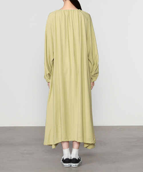 GYMPHLEX（ジムフレックス）の「Gymphlex | ネックギャザー 長袖ワンピース WOMEN（ワンピース・レディース・ダークネイビー/イエロー系その他・14）」の5枚目の写真