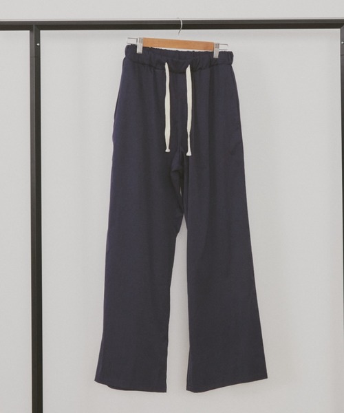MERLOT（メルロー）の「【ウエストゴム】ツイルタッチイージーワイドパンツ（その他パンツ・レディース・ブラウン/ベージュ/ネイビー・FREE）」の11枚目の写真