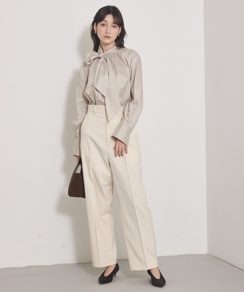 qualite（カリテ）の「【ボウタイ取り外し可能】タフタボウタイブラウス/秋服/冬服/オフィスカジュアル/オケージョン/2次会（シャツ/ブラウス・レディース・オフホワイト/ブラック/ベージュ・フリー）」の9枚目の写真