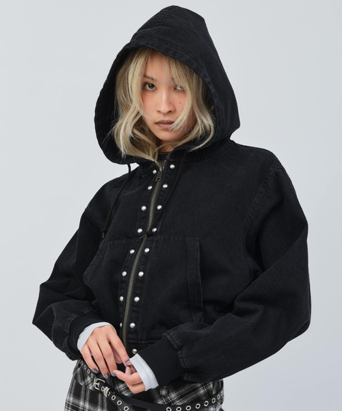 atmos pink(アトモスピンク)の「atmos pink Studs Denim Hoodie / アトモス ピンク スタッズ デニム フーディー(その他アウター・レディース・ブルー/ブラック・FREE)」の1枚目の写真