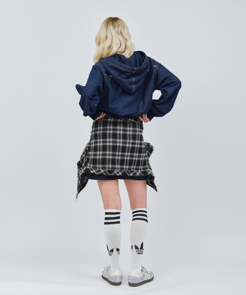 atmos pink(アトモスピンク)の「atmos pink Studs Denim Hoodie / アトモス ピンク スタッズ デニム フーディー(その他アウター・レディース・ブルー/ブラック・FREE)」の20枚目の写真