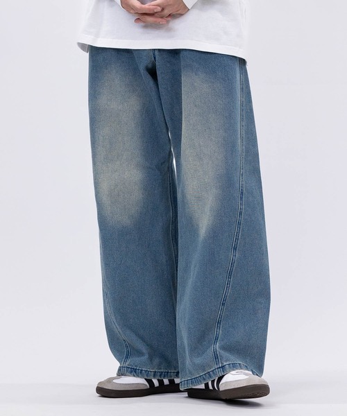 JOHN'S CLOSET（ジョンズクローゼット）の「【3】フェード加工 カーブデニムパンツ（デニムパンツ・メンズ・ブルー/グレー/ブラウン/スミクロ・X-LARGE/LARGE/MEDIUM）」の4枚目の写真