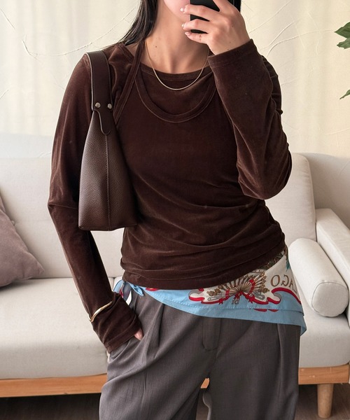 MUHET（ミュエータ）の「【set item】velour long sleeve t-shirt & halter neck camisole / ホルターネックキャミセットベロアロンT（Tシャツ/カットソー・レディース・ブラウン/ネイビー/アイボリー/ブラック・FREE）」の3枚目の写真