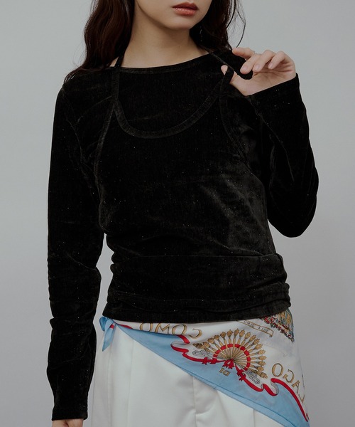 MUHET（ミュエータ）の「【set item】velour long sleeve t-shirt & halter neck camisole / ホルターネックキャミセットベロアロンT（Tシャツ/カットソー・レディース・ブラウン/ネイビー/アイボリー/ブラック・FREE）」の2枚目の写真