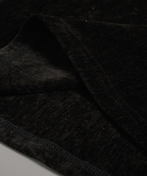 MUHET（ミュエータ）の「【set item】velour long sleeve t-shirt & halter neck camisole / ホルターネックキャミセットベロアロンT（Tシャツ/カットソー・レディース・ブラウン/ネイビー/アイボリー/ブラック・FREE）」の7枚目の写真