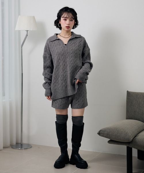 LAULEN(ローレン)の「skipper neck cable knit 2set /襟付きスキッパーネックケーブルニットショートパンツ2セット(セットアップ・レディース・チャコールグレー/ブラック/アイボリー・FREE)」の3枚目の写真