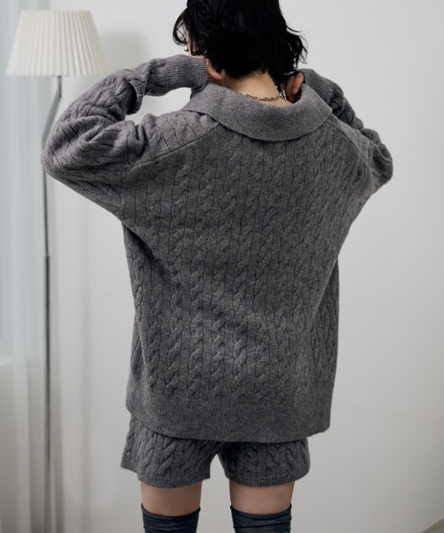 LAULEN(ローレン)の「skipper neck cable knit 2set /襟付きスキッパーネックケーブルニットショートパンツ2セット(セットアップ・レディース・チャコールグレー/ブラック/アイボリー・FREE)」の10枚目の写真